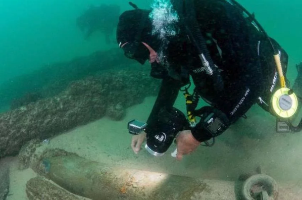 Gjendet anija e mbytur para 400 vitesh, befasuese çfarë ndodhej mes rrënojave