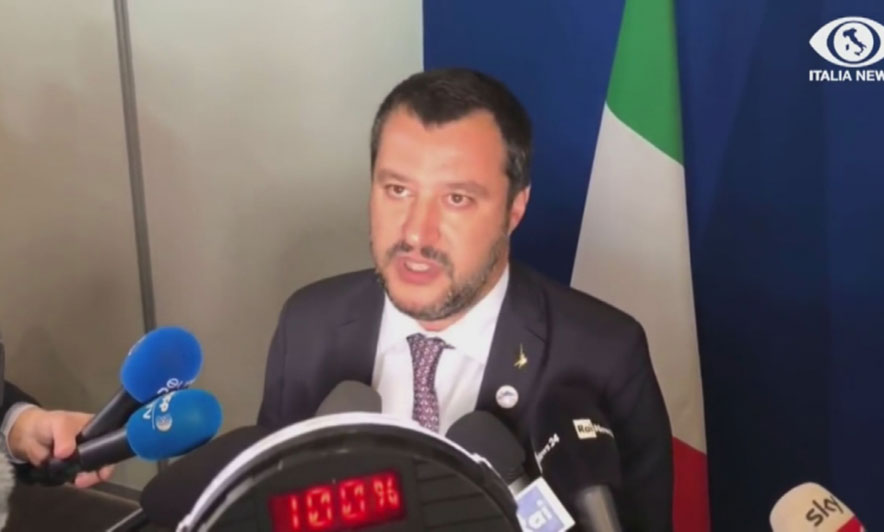 Qeveria e Italisë jep shembull të keq, “pastron” qytezën nga emigrantët