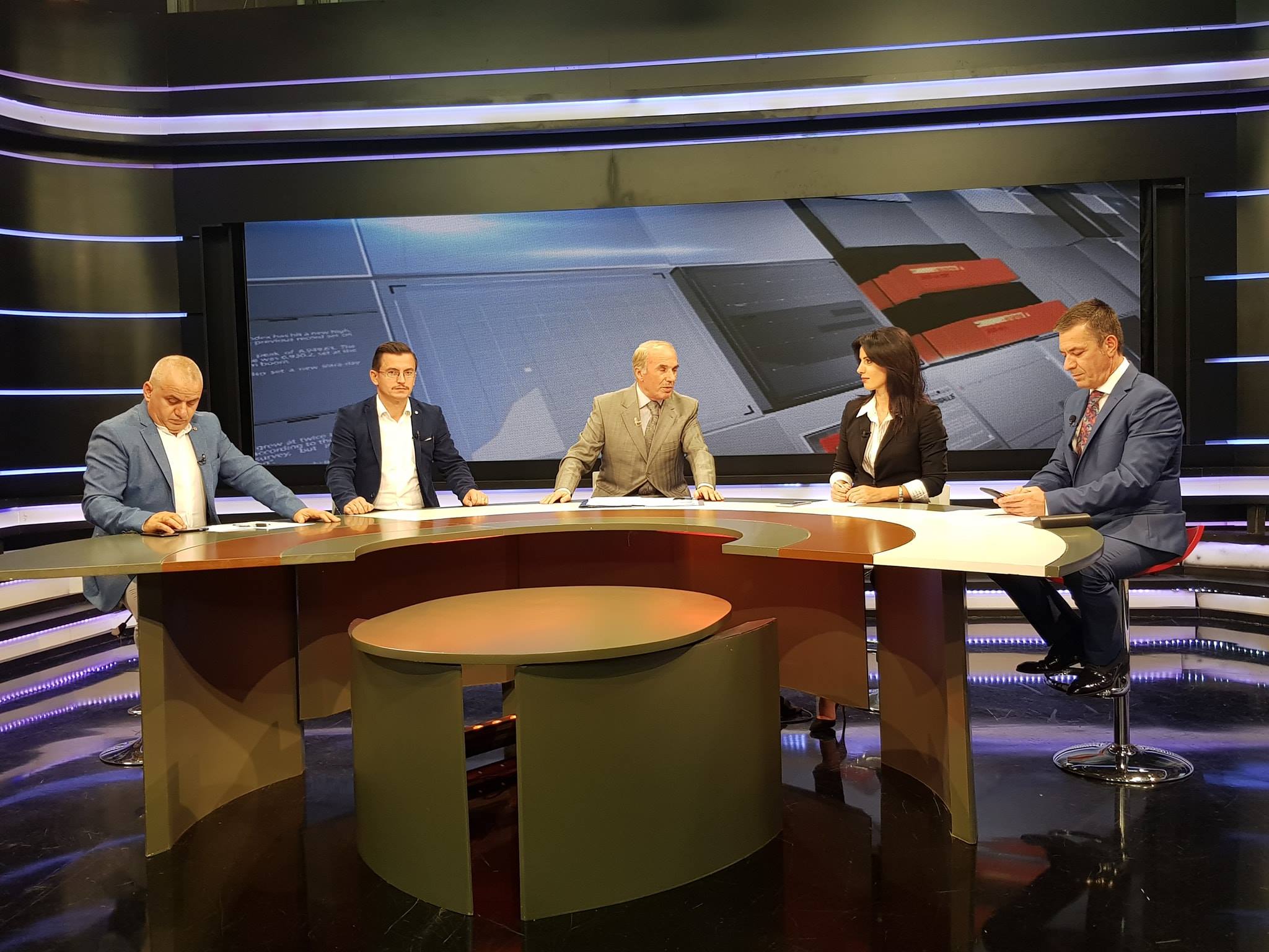 Java në RTSH: Edhe 3 deputetë të PD- PS përfshihen në hetimet për Babalen e Toyota Yaris