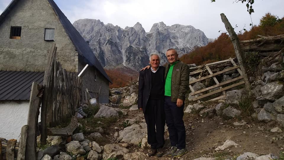 Meta në Curraj të Epërm: Perlë e Alpeve shqiptare