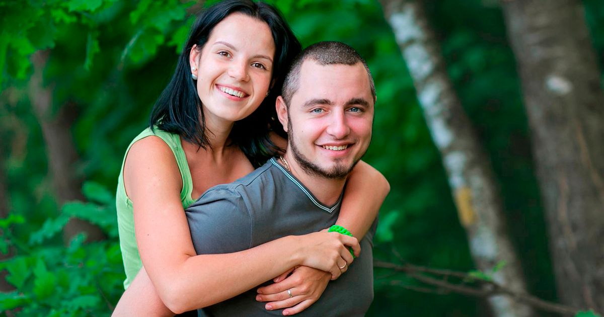 Dyshonte se e tradhtonte, burri i pret duart me hanxhar gruas