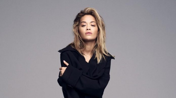 Rita Ora thyen rekordin 30-vjeçar të muzikës britanike