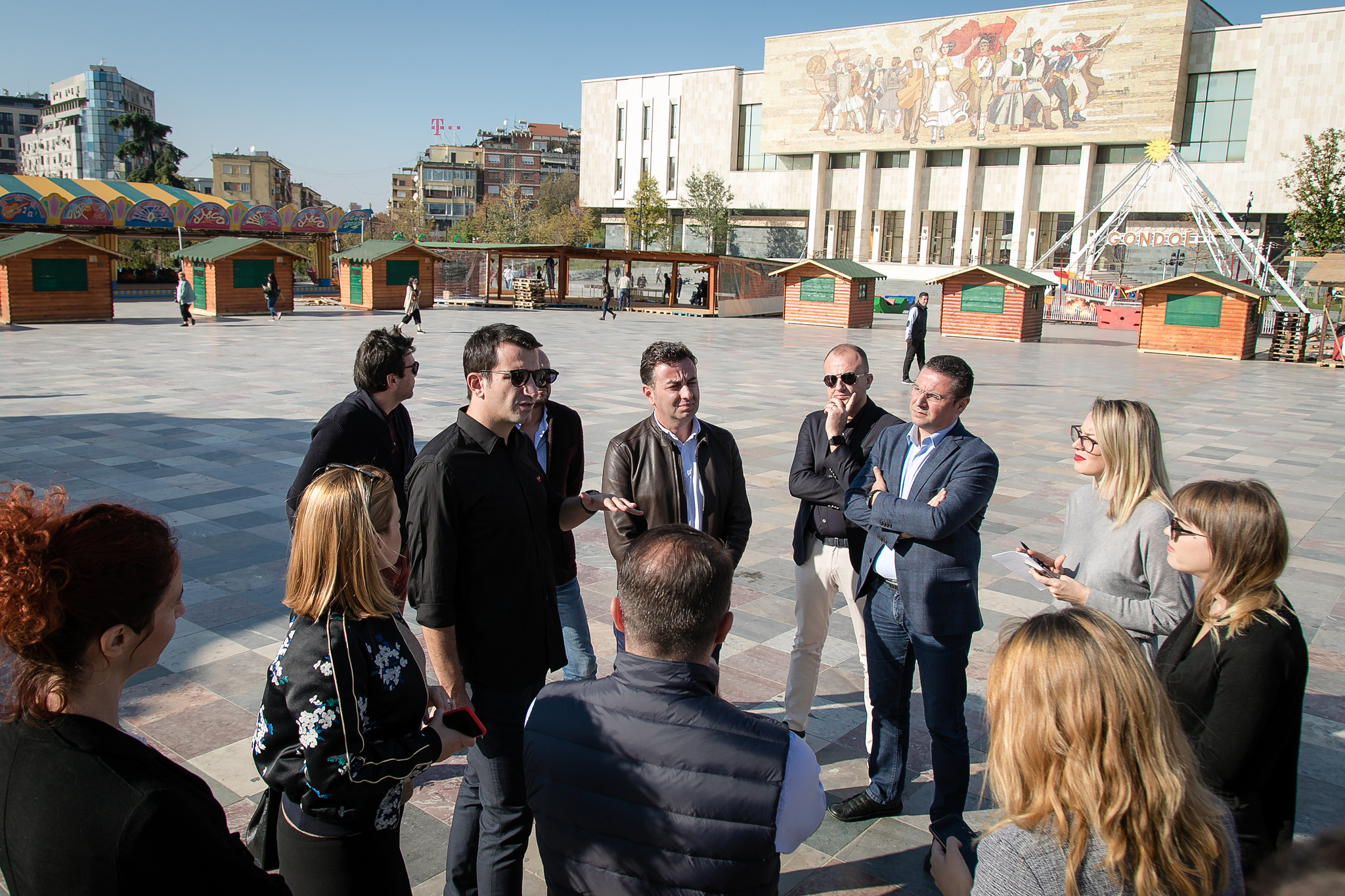 Ngrihet “Fshati i Festave”, Veliaj: Dhuratë për fëmijët e Tiranës