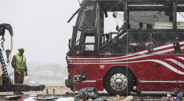 Gjermani/ Rreth 40 të plagosur nga përplasja e dy autobusëve shkollorë