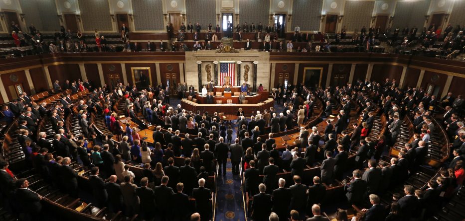 Amerikanët votojnë për Kongresin, sondazhet: Trump e humbet shumicën