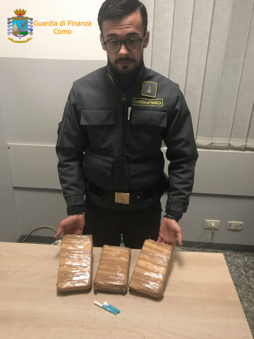 FOTO+ VIDEO/ Kokainë në BMW seria 7 drejt Shqipërisë, arrestohet maqedonasi