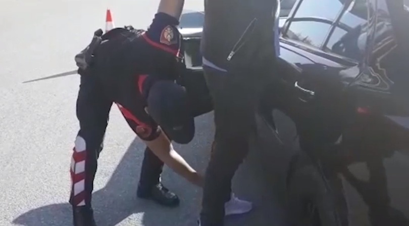 VIDEO/ Furnizonin me armë grupet kriminale, si ranë në pranga 2 durrsakët