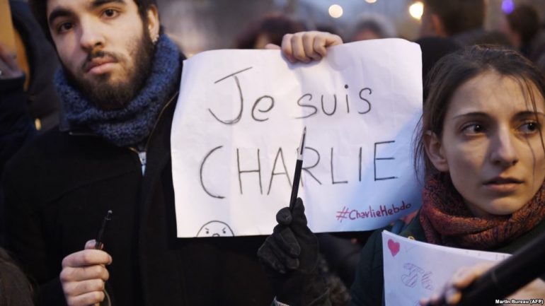 Charlie Hebdo/ Franca deporton një nga organizatorët e vrasjeve