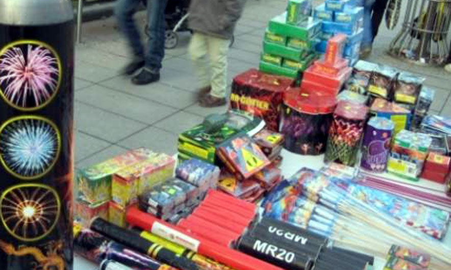 FESTAT/ Fishekzjarret, urdhër bllokimi nga 3 ministra