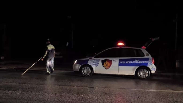 Gramsh, përplasen dy makina, një person në gjendje të rëndë