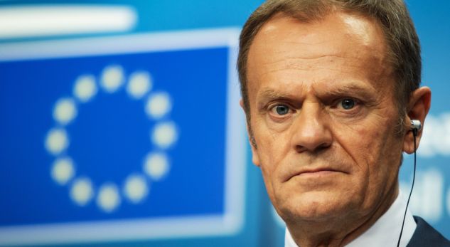 Brexit/Tusk bën thirrje për një zgjidhje pozitive me Britaninë