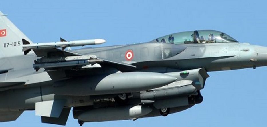 Turqia vijon provokimet, avionët “shkelin” qiellin e Greqisë