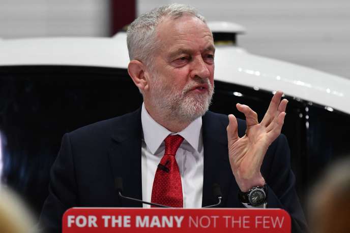 Corbyn: May të heqë dorë nga 'linjat e kuqe'
