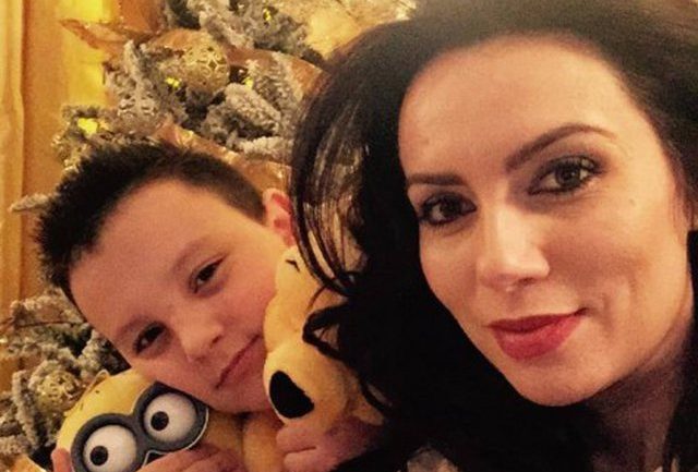 Foto/ “Pamja fizikie është vetëkënaqësi”, Grida Duma flet si nënë: Djali im do pavarësi