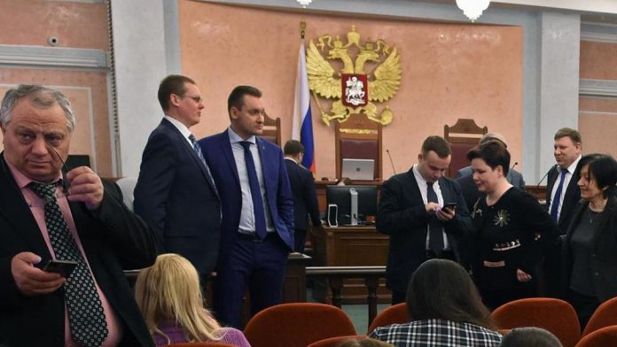 Shumica e rusëve: Zyrtarët gënjejnë për gjendjen e vendit!