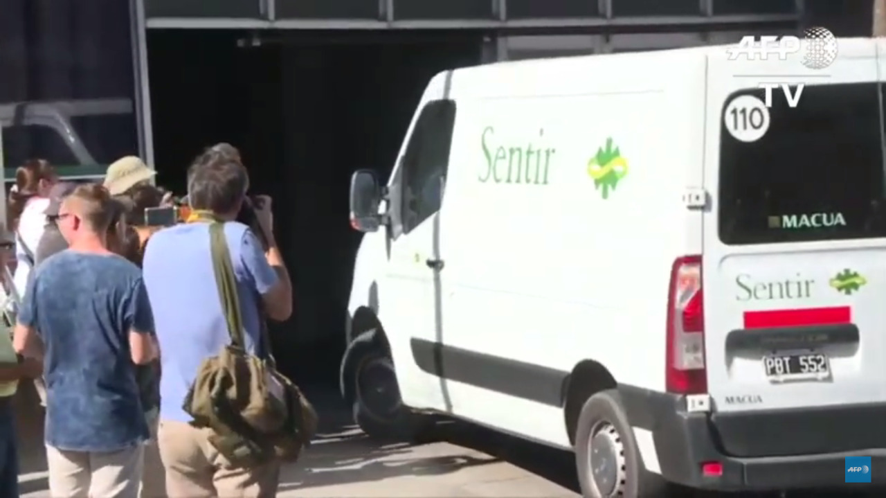 VIDEO/ Trupi i futbollistit Emiliano Sala mbërrin në Argjentinë