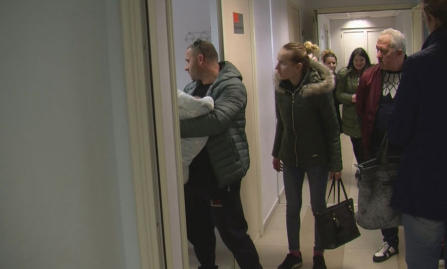 Gripi stinor mbush spitalet, mjekët: Nuk ka vend për alarm!