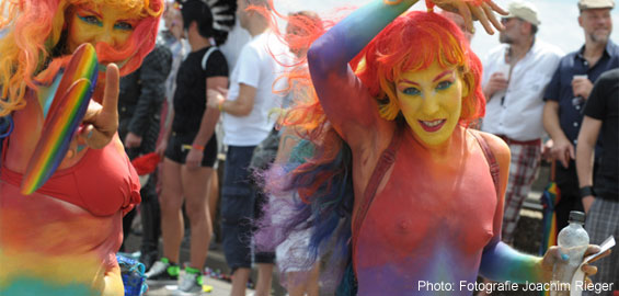 Këln, festohet “Dita e femrave të hazdisura”