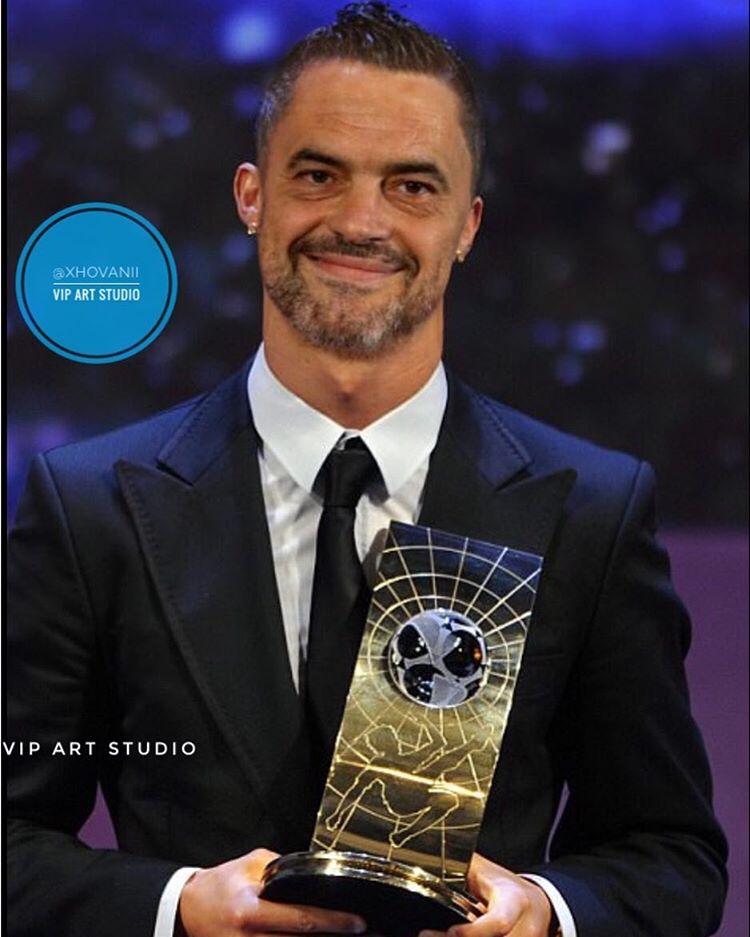 FOTOT/ “Cristiano Ronaldo i Shqipërisë”, rrjeti humor me Kryeministrin