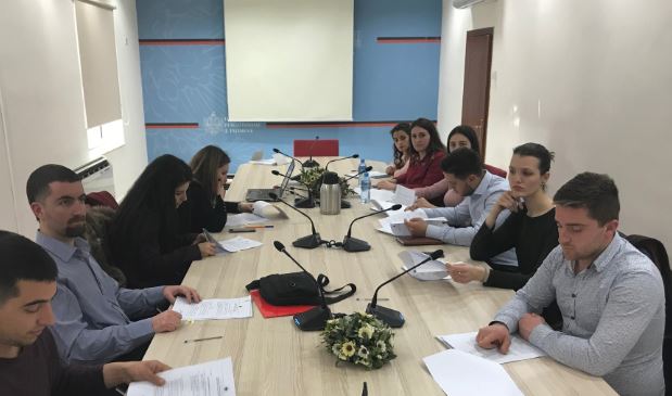 48 studentë të ekselencës i bashkohen Administratës Tatimore