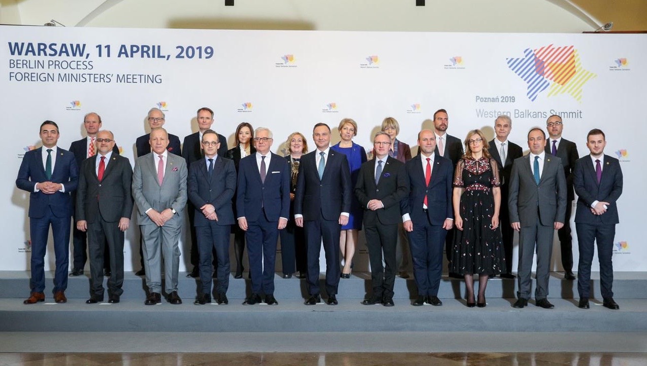 Cakaj në Varshavë: Më shumë mbështetje për të rinjtë në Shqipëri e Ballkan