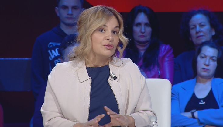 “Parti të rrugës”, Kryemadhi: Ngaqë është nën presion, Rama ka zgjedhur sinonimin e gabuar!