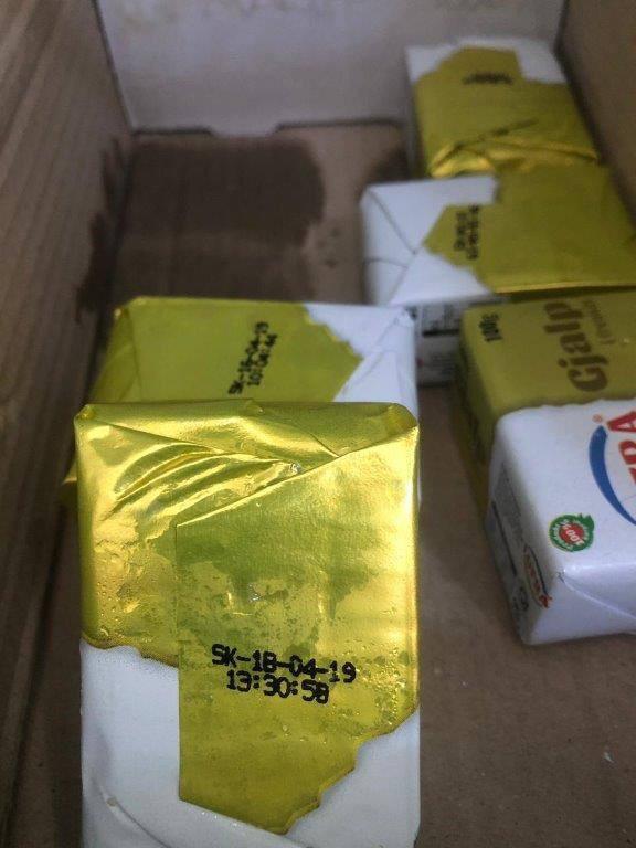 Tre milionë lekë gjobë dyqanit, shiste ushqime të skaduara në Fier