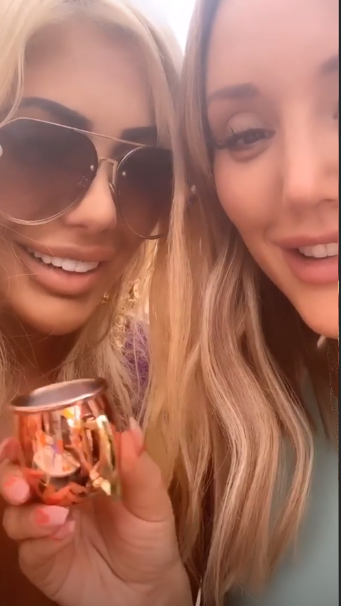 FOTOT/ Crosby, ylli i njohur televiziv nis pushimet në Ibiza