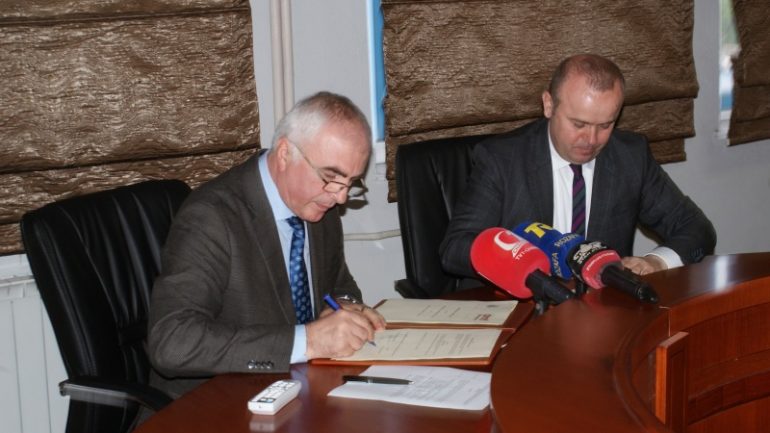 Mundësi trajnimi për studentët, drejtori i AMF lidh marrëveshjen me Universitetin e Shkodrës