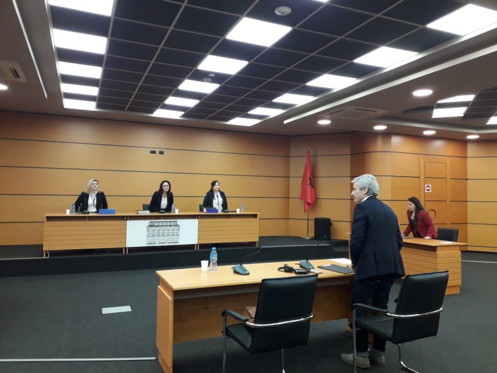 Vettingu/ Del para KPK gjyqtari i Krimeve të Rënda Sokol Binaj