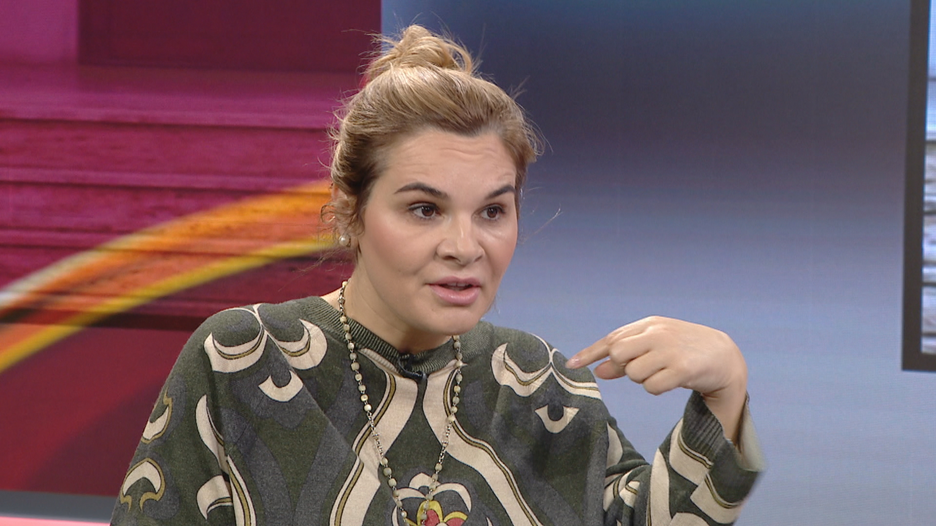 Kryemadhi sulmon Mogherinin: Pres të puthet në buzë me Ramën se kanë dhe dashuri të përbashkët