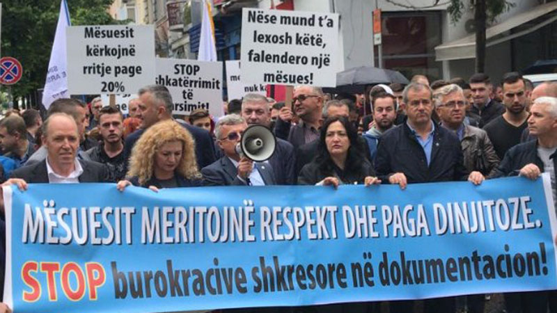 1 Maji/ Sindikata e Pavarur e Arsimit në protestë, i bashkohen dhe të rinjtë e FRPD