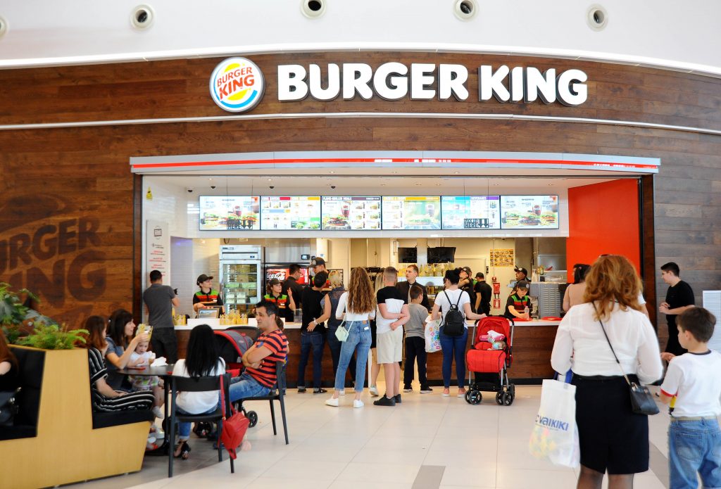 Ikona amerikane "Burger King", tani edhe në Tiranë
