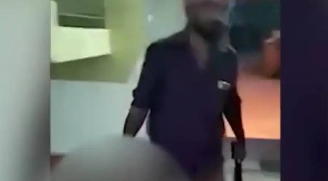 Dyshonte se e tradhtonte me fqinjin, 30-vjeçari i pret kokën gruas