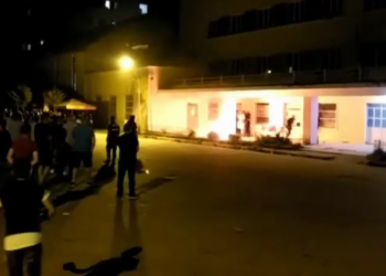 Sulmohet KZAZ në Dibër, plagosen gjashtë policë dhe një gazetar