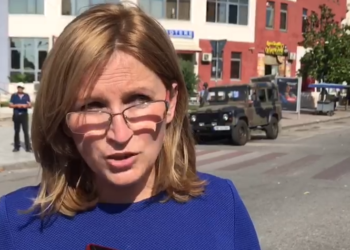 Voltana Ademi tani ndihet e kërcënuar: S’piva ujë në zyrën e Prefektit se mos më helmojnë