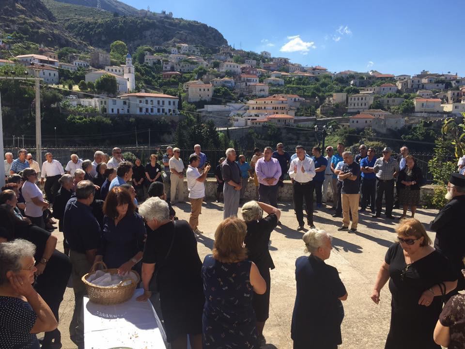 FOTO / Sot akuzon, dy vite më parë PD bënte fushatë në kishat e Dhërmiut