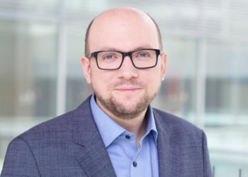 Deputeti gjerman dënon sulmet e KZAZ-ve: Dhuna në zgjedhje, minon progresin e Shqipërisë