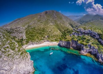 FOTO/ “Swedish Nomad”: Këto janë 15 plazhet e mrekullueshme të Shqipërisë