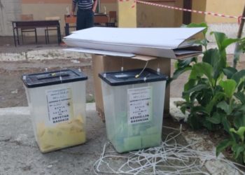 Mbyllet votimi në një fshat të Kavajës, komisioneri: Pritëm 5 orë nuk erdhi asnjë