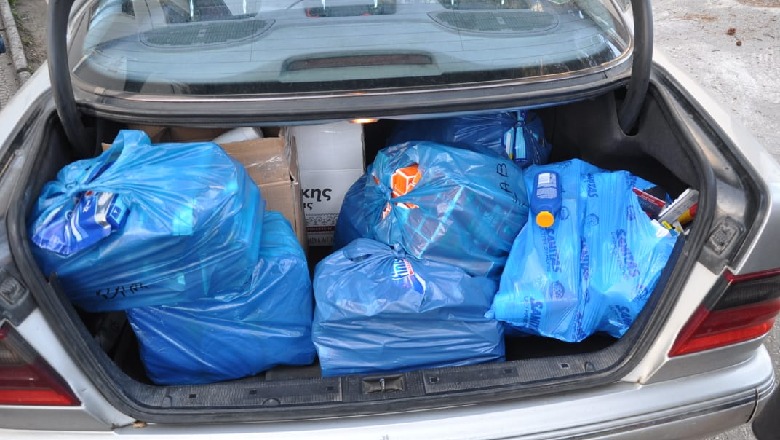 Lejuan mallra kontrabandë në Kapshticë, arrestohen dy doganierë