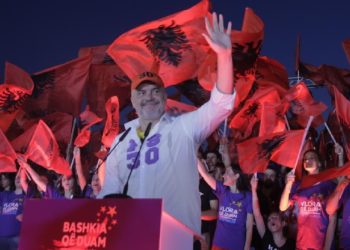 Gjiknuri në përgjime? Rama: Le ta shikojnë tani tërmetin!