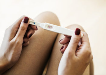 Alarmi! Shtohen abortet në Shqipëri, kryesojnë femrat me arsim të lartë
