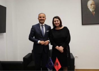 Vettingu/ Soreca takon kryetaren e KPA-së, ja çfarë kërkoi ambasadori