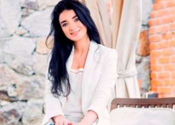 Ish-këshilltarja bukuroshe të Haradinajt në telashe, hetohet nga Shërbimi Sekret