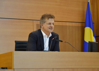 Deputeti shqiptar i Belgjikës: Rama, Basha dhe Meta e përdorin drejtësinë për të marrë pushtetin