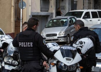 ‘Shpartallohet’ grupi i trafikut në Greqi, arrestohen pesë shqiptarë