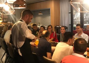 Pasi “bllokoi” zgjedhjet, Basha vazhdon revolucionin me birra me ‘Aleancën për Teatrin’