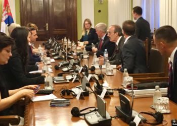 Kongresmeni Engel në Beograd: Armiqësitë në Ballkanin Perëndimor duhet të tejkalohen