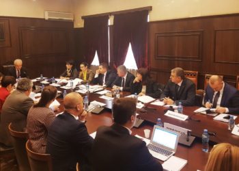 KED publikon listën për Kushtetuesen: Emrat që mund të garojnë dhe ata që skualifikohen